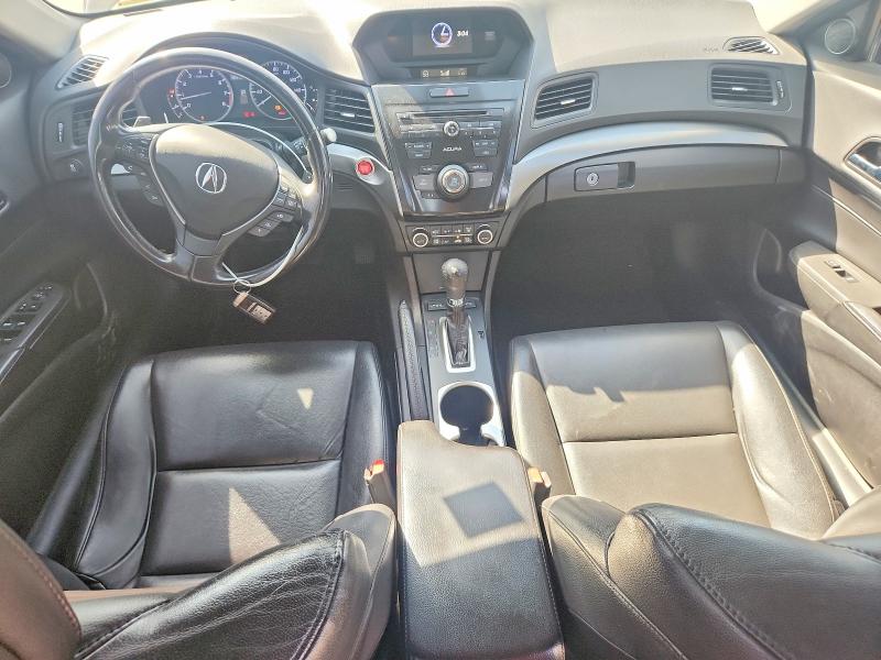 2016 Acura Ilx VIN 19UDE2F37GA014032 COPART salvage auction — NORMAL WEAR, CA - DIS/DLR/EXP ONLY CLEAN TITLE, sold $1,250 on 2026-10-02 (photo 8)