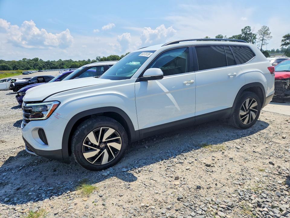 2025 Volkswagen Atlas VIN 1V2WR2CAXSC518942 — COPART salvage auction photo