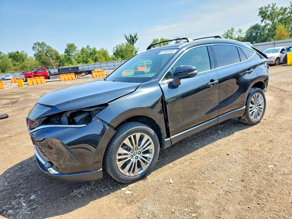 2022 Toyota Venza VIN JTEAAAAH7NJ115901 — COPART salvage auction photo