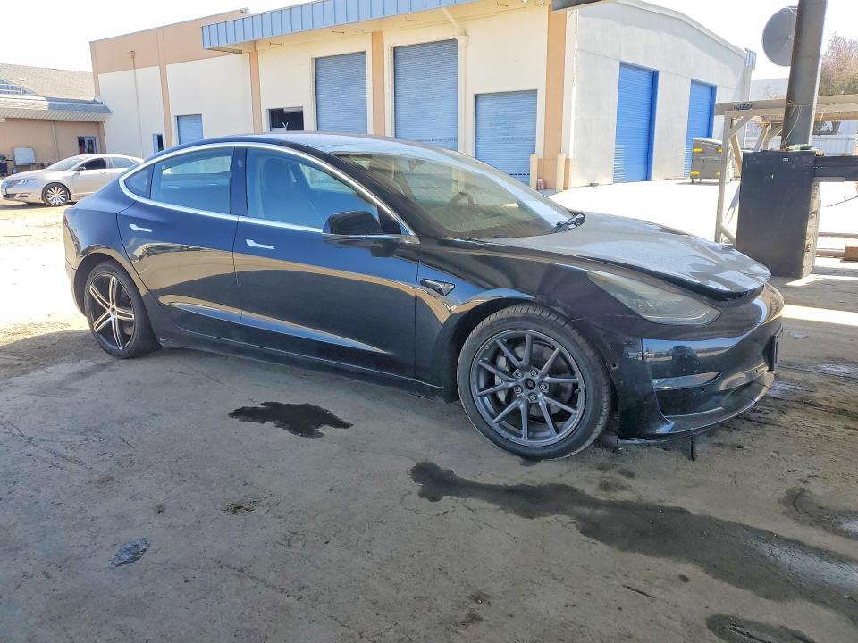 2018 Tesla Model 3 VIN 5YJ3E1EB1JF144433 COPART salvage auction — FRONT END, CA, sold $5,600 on 2026-10-23 (photo 4)