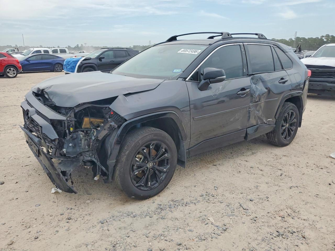 2025 Toyota RAV4 VIN 4T3E6RFV8SU179608 — COPART salvage auction photo
