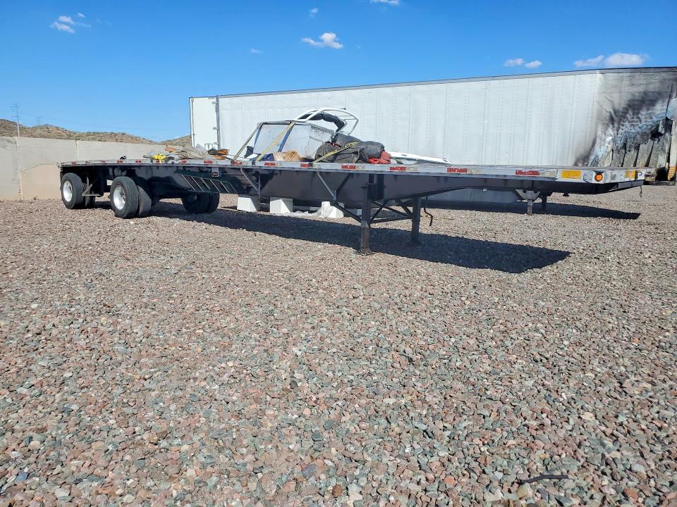 2007 Utility trailer VIN 1UYFS24877A010613 COPART salvage auction — ROLLOVER, AZ - CERT OF TITLE - SALVAGE, sold $1,800 on 2026-10-08 (photo 4)