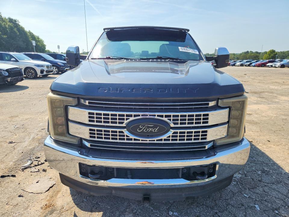 2019 Ford F350 VIN 1FT8W3DT8KED77673 COPART salvage auction — NORMAL WEAR, Id - Certificate Of Title, sold $25,500 on 2026-10-07 (photo 5)