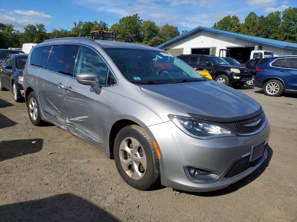 2017 Chrysler Pacifica VIN 2C4RC1EG6HR622324 COPART salvage auction — SIDE, Ma - Certificate Of Title (P), sold $1,250 on 2026-10-08 (photo 4)