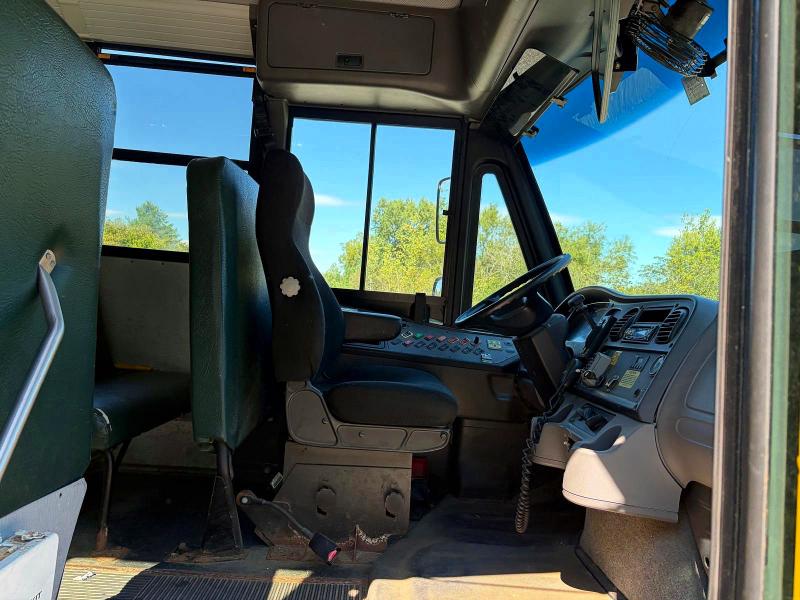 2015 Freightliner All other VIN 4UZABRDU9FCFW9497 COPART salvage auction — NORMAL WEAR, CT, sold $450 on 2026-10-09 (photo 5)