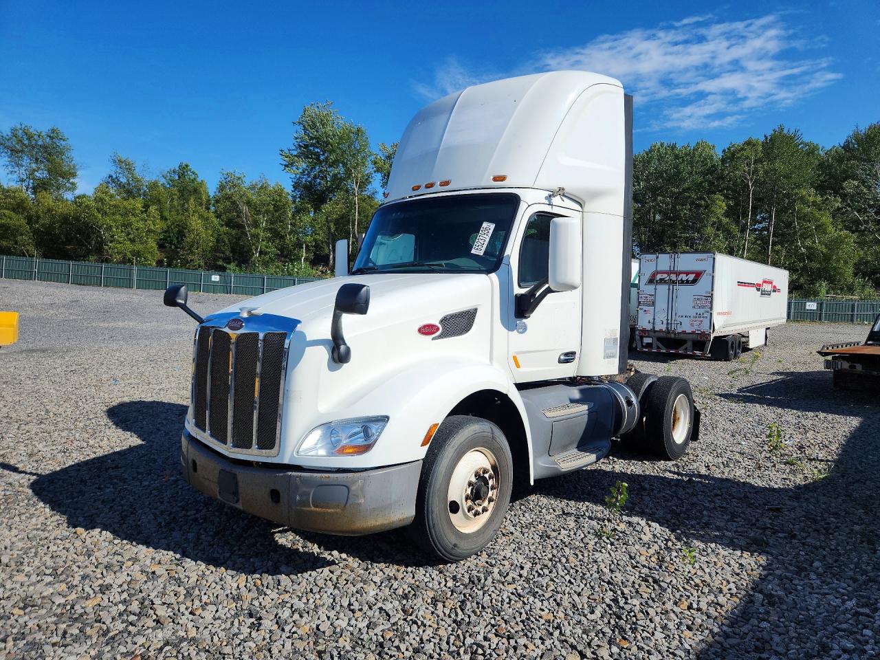 2016 Peterbilt 579 VIN 1XPBA48X8GD339783 COPART salvage auction — Normal Wear, IN - CERTIFICATE OF TITLE, sold $6,400 on 2026-09-25 (photo 1)