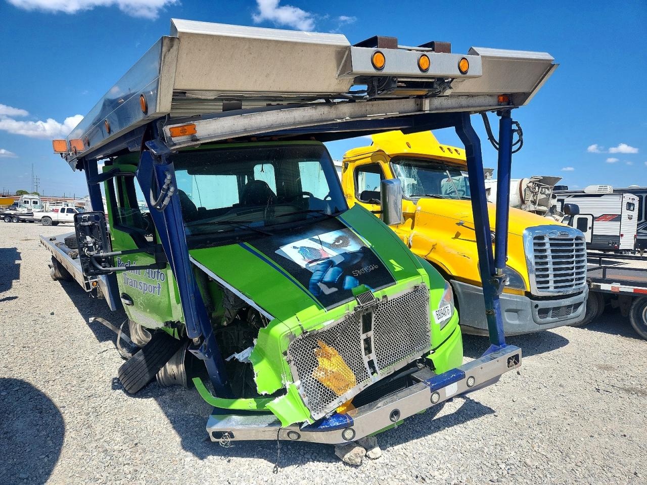 2023 Kenworth Constructi VIN 2NK5LJ9X8PM258037 — COPART salvage auction photo