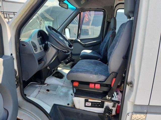 2004 Sprinter 2500 sprinter VIN WD2PD644145646139 COPART salvage auction — UNDERCARRIAGE, NC - DEALER ONLY CLEAN TITLE, sold $625 on 2026-09-14 (photo 7)