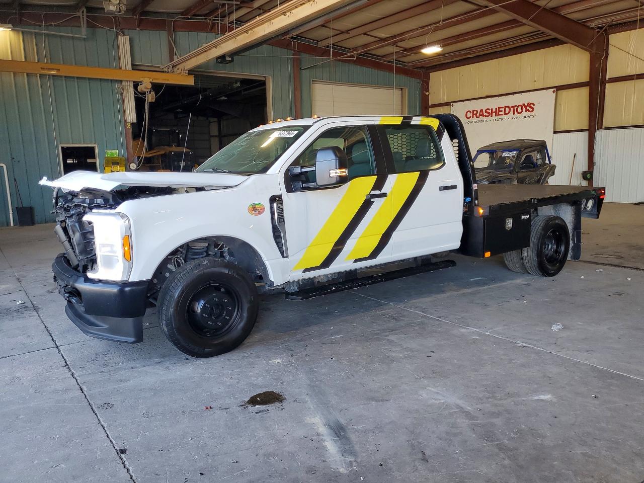 2025 Ford F-350 Super Duty VIN 1FD8W3HT4SEC33236 — COPART salvage auction photo