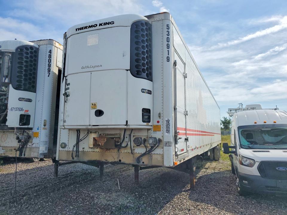 2013 Utility trailer mfg Trailer VIN 1UYVS253XDM510337 COPART salvage auction — FRONT END, IL - CERTIFICATE OF TITLE (P), sold $1,050 on 2026-10-06 (photo 1)