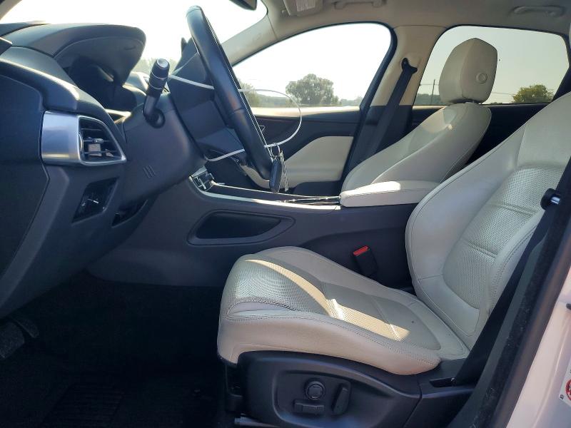 2017 Jaguar F-pace VIN SADCK2BN5HA891084 COPART salvage auction — MINOR DENT/SCRATCHES, TN - CERTIFICATE OF TITLE, sold $1,950 on 2026-09-28 (photo 7)