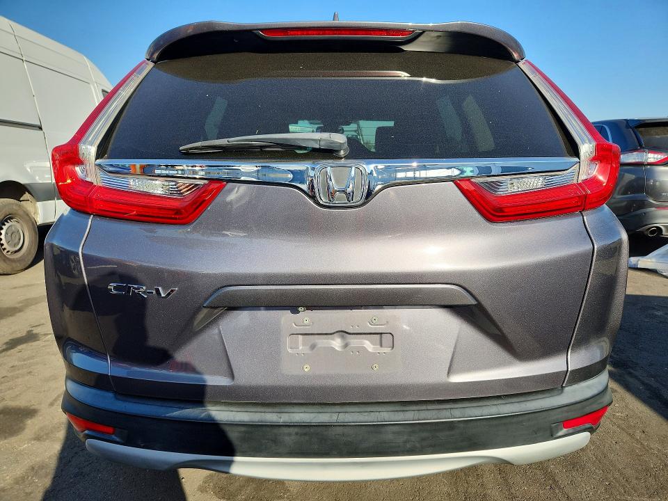 2017 Honda Cr-v VIN 7FARW1H5XHE010726 COPART salvage auction — MECHANICAL, CA - DIS/DLR/EXP ONLY CLEAN TITLE, sold $6,000 on 2026-10-07 (photo 6)