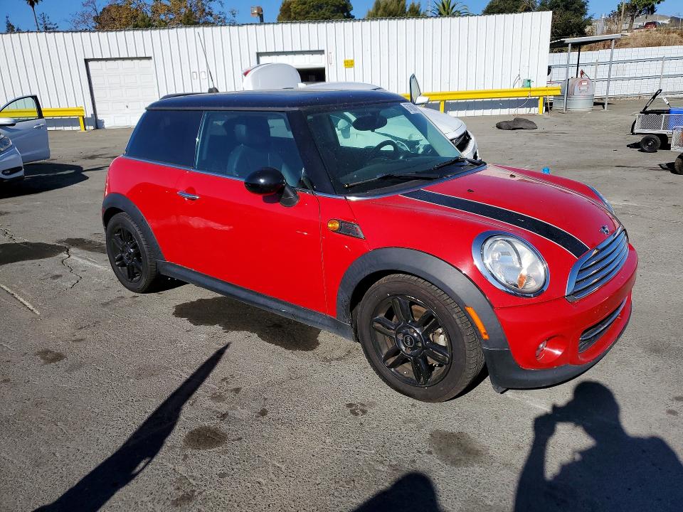 2012 Mini Cooper VIN WMWSU3C53CT367917 COPART salvage auction — FRONT END, Ca - Dis/Dlr/Exp Only Clean Title, sold $225 on 2026-10-02 (photo 4)