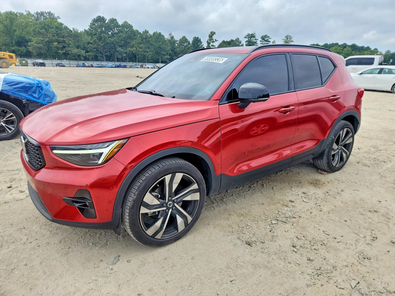 2025 Volvo XC40 VIN YV4L12UC6S2463159 — COPART salvage auction photo