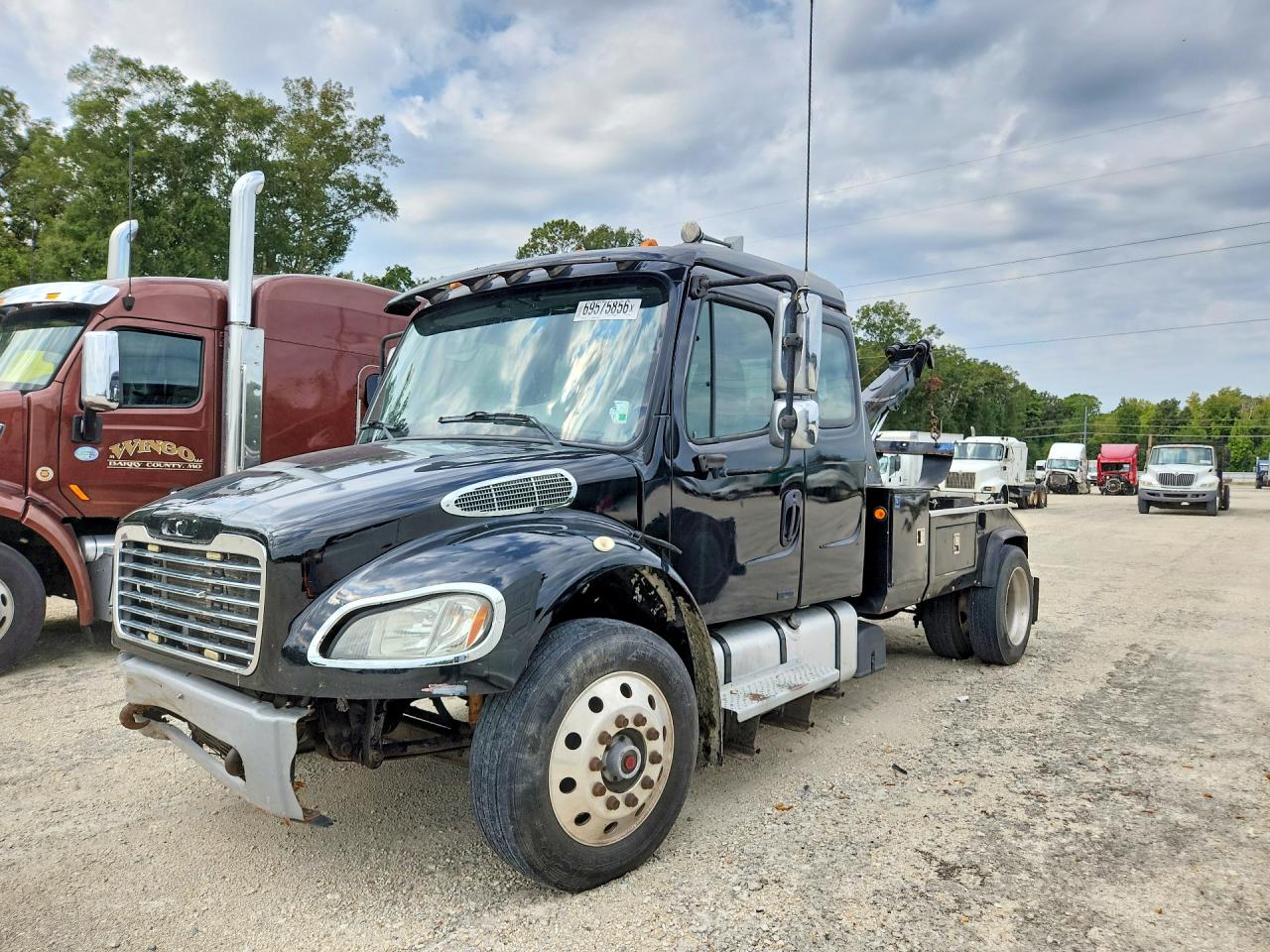 2005 Freightliner M2 VIN 1FVACWDDX5HU79553 — COPART salvage auction photo