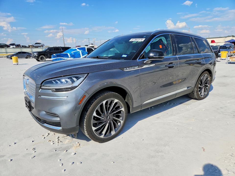 2024 Lincoln Aviator VIN 5LM5J7XC6RGL01235 — COPART salvage auction photo