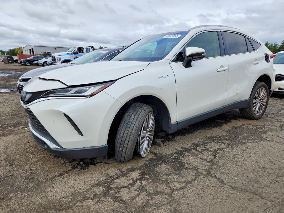 2021 Toyota Venza VIN JTEAAAAH3MJ015390 — COPART salvage auction photo