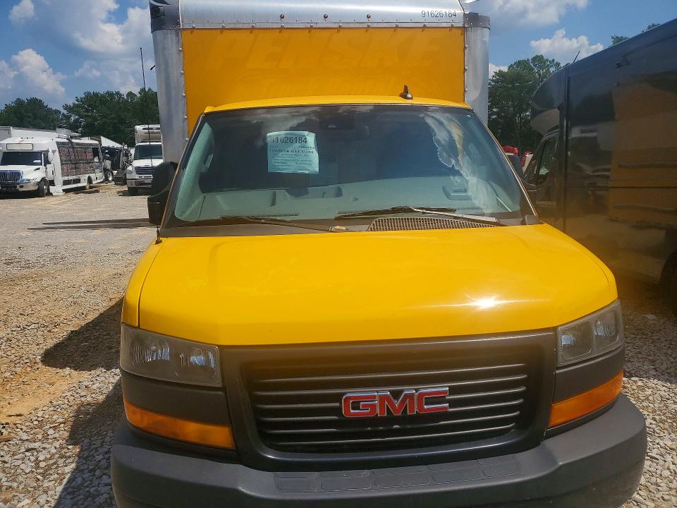 2022 Gmc Savana VIN 7GZ37TC70NN006817 COPART salvage auction — ROOF, AZ - CERT OF TITLE - SALVAGE, sold $1,600 on 2026-09-26 (photo 5)