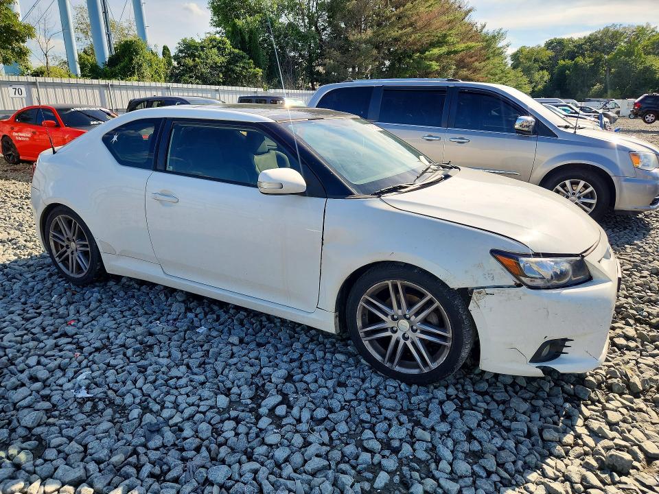 2013 Scion Tc VIN JTKJF5C71D3060990 COPART salvage auction — FRONT END, Nj - Certificate Of Title, sold $575 on 2026-10-05 (photo 4)