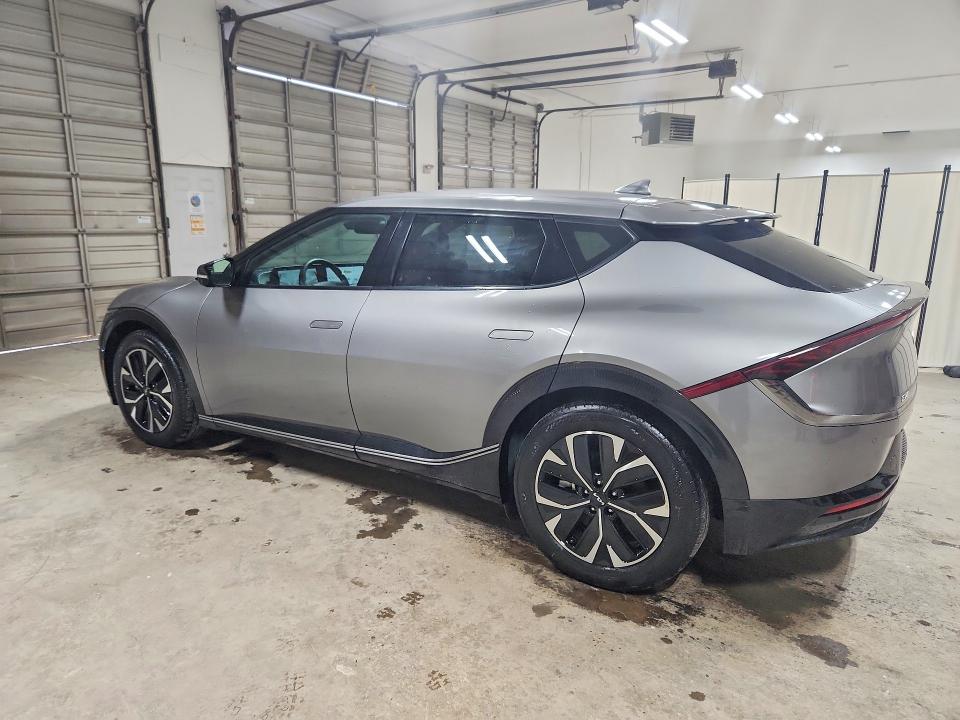 2024 Kia Ev6 VIN KNDC3DLC7R5161253 COPART salvage auction — FRONT END, FL - CERT OF TITLE SLVG REBUILDABLE, sold $15,700 on 2026-10-12 (photo 2)