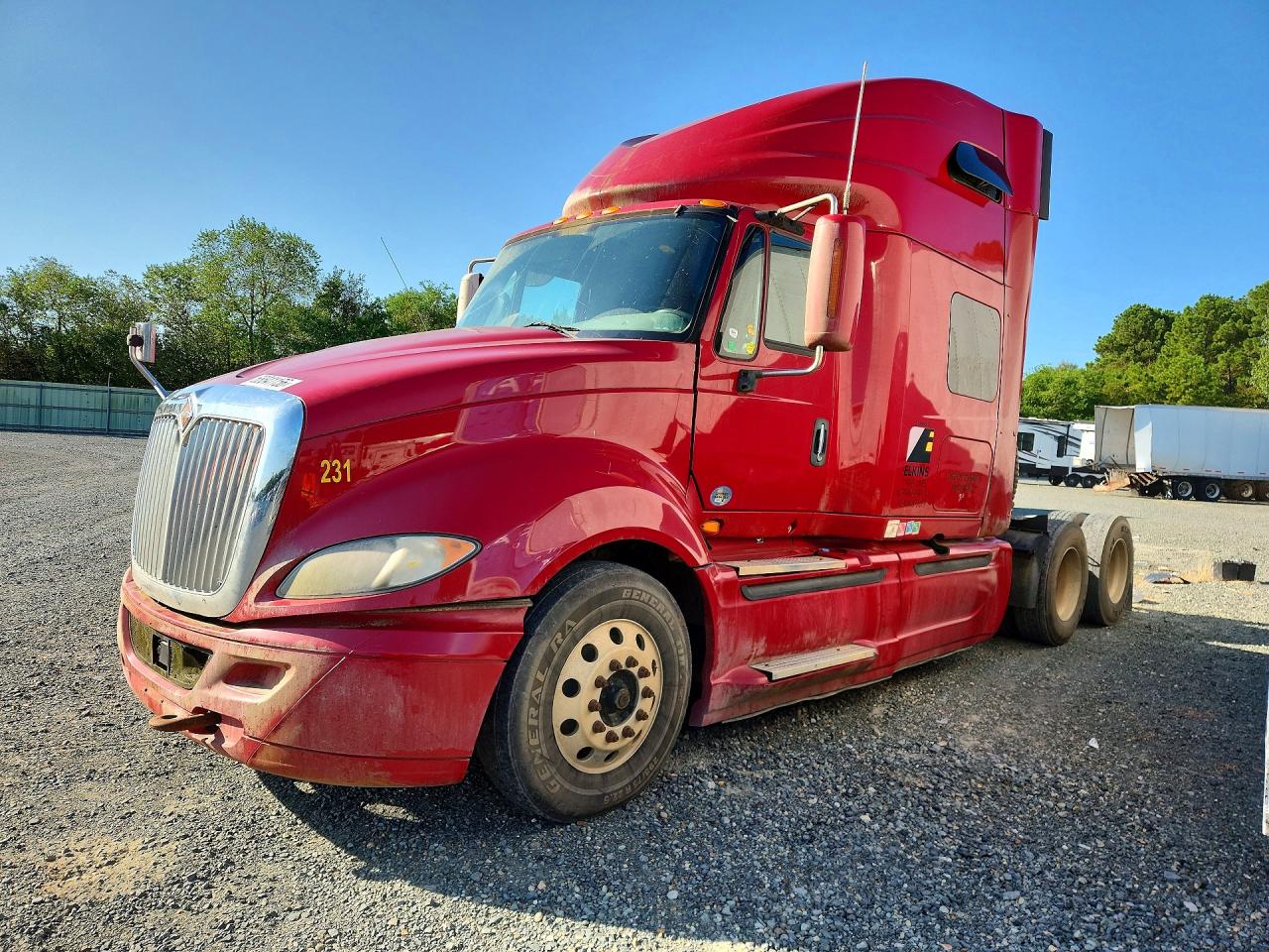 2017 International ProStar VIN 3HSDJAPR6HN411678 — COPART salvage auction photo