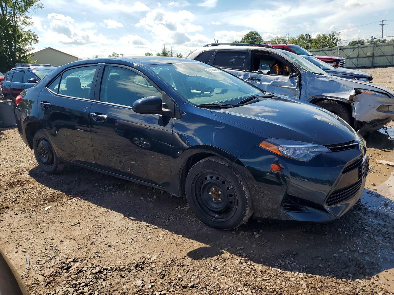 2018 Toyota Corolla VIN 2T1BURHEXJC972990 COPART salvage auction — Minor Dent/Scratches, Ct - Clean Title, sold $2,200 on 2026-09-16 (photo 4)