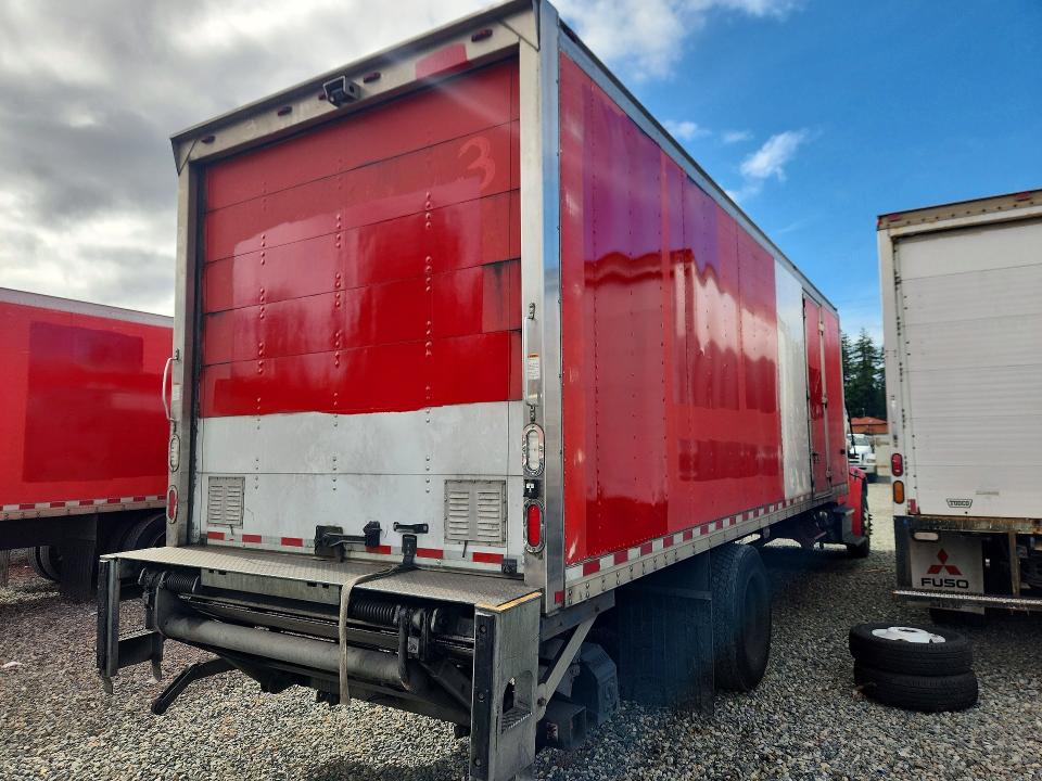2017 Frht - freightliner VIN 3ALACWDT2HDJG7580 COPART salvage auction — MINOR DENT/SCRATCHES, WA - VEHICLE CERT OF OWNERSHIP-TITL (P), sold $4,100 on 2026-09-28 (photo 3)