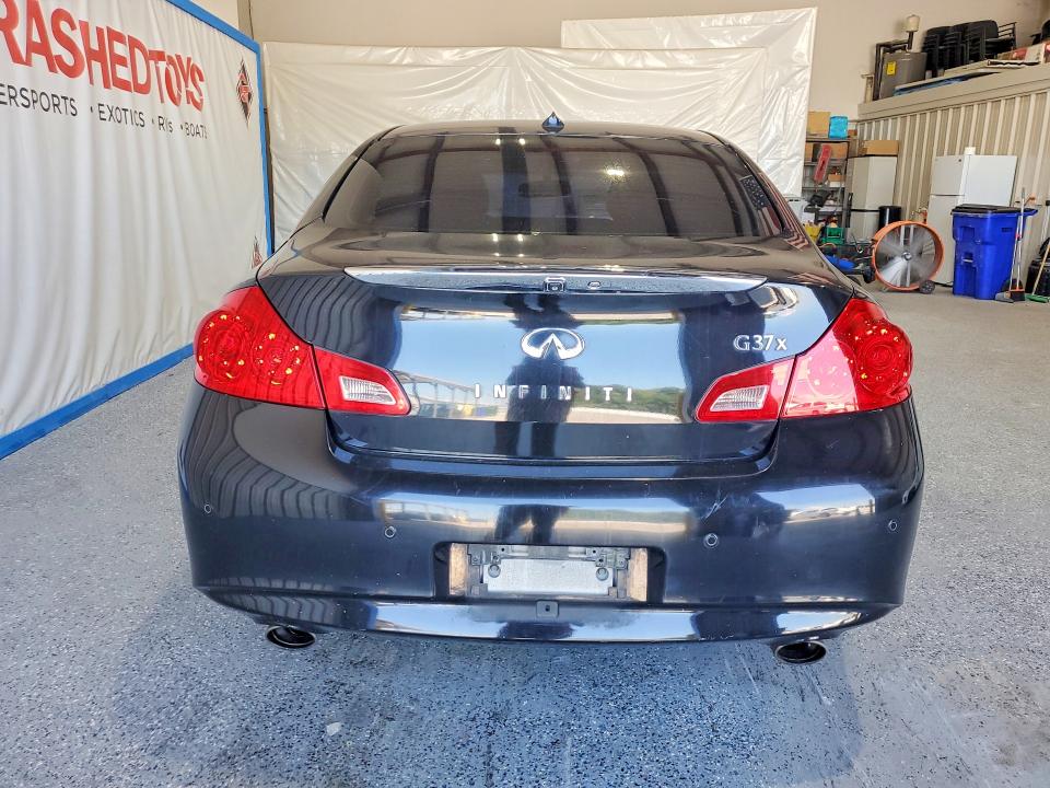 2010 Infiniti G37 VIN JN1CV6AR8AM253451 COPART salvage auction — MINOR DENT/SCRATCHES, CA - DEALER ONLY CLEAN TITLE, sold $600 on 2026-09-15 (photo 6)