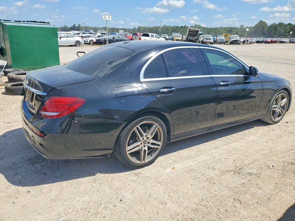 2019 Mercedes-benz E-class VIN WDDZF4JB4KA588307 COPART salvage auction — MINOR DENT/SCRATCHES, Tx - Certificate Of Title, sold $11,700 on 2026-10-23 (photo 3)
