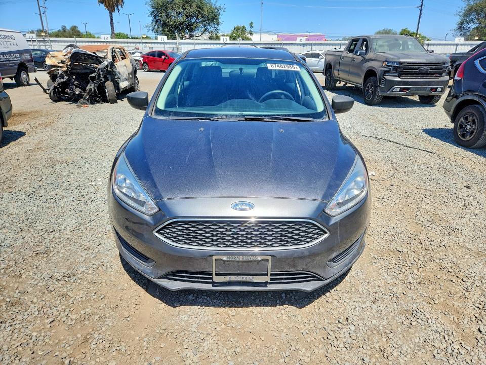 2018 Ford Focus VIN 1FADP3E20JL260574 COPART salvage auction — MINOR DENT/SCRATCHES, CA - DIS/DLR/EXP ONLY CLEAN TITLE, sold $4,000 on 2026-09-11 (photo 5)