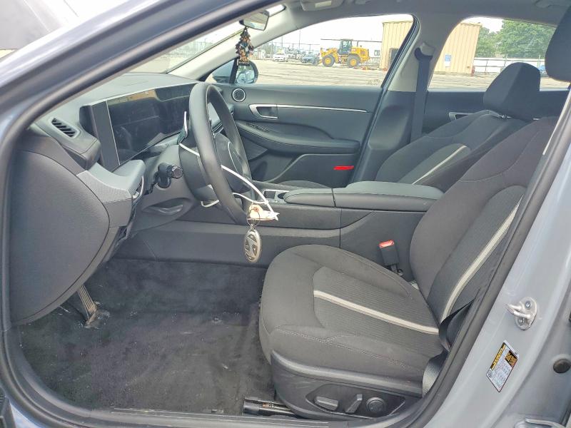2025 Hyundai Sonata VIN KMHL64JA4SA501850 COPART salvage auction — FRONT END, AZ - CERT OF TITLE - SALVAGE, sold $9,700 on 2026-10-21 (photo 7)