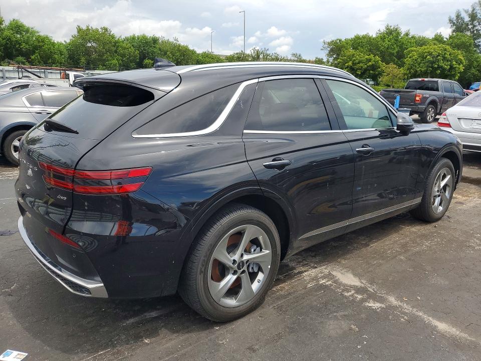 2026 Genesis Gv70 VIN 5NMMADTB3TH043691 COPART salvage auction — WATER/FLOOD, Mi - Cert Of Title-Salvage Flood, sold $4,400 on 2026-09-16 (photo 3)