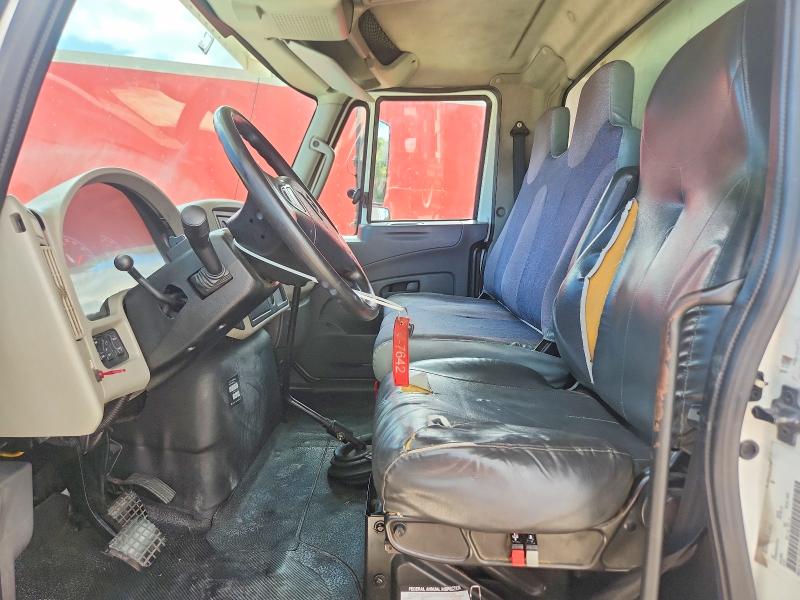2013 International VIN 1HTMMAAN9DH297642 COPART salvage auction — NORMAL WEAR, Fl - Certificate Of Title, sold $4,900 on 2026-10-01 (photo 7)