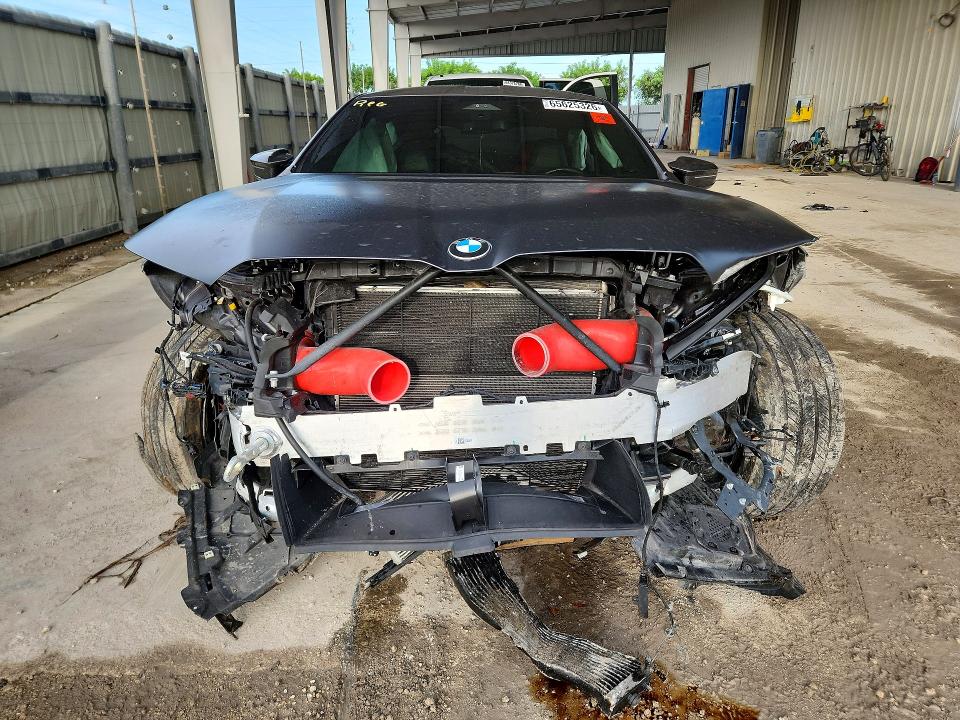 2025 BMW M5 VIN WBS83FK02SCT94024 COPART salvage auction — FRONT END, FL, sold $34,000 on 2026-10-14 (photo 5)
