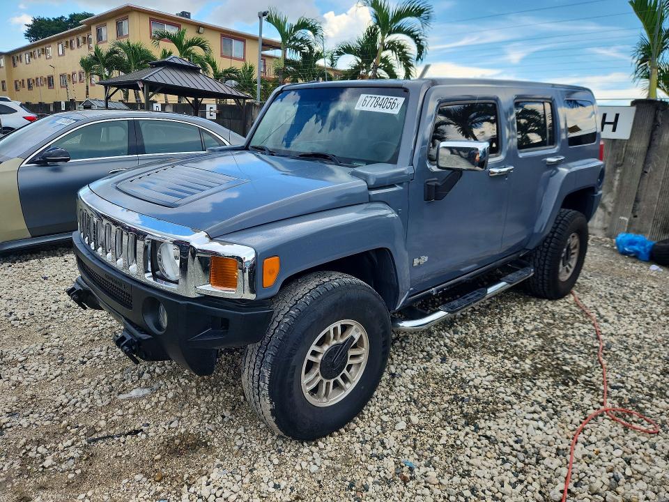 2006 Hummer H3 VIN 5GTDN136668281071 COPART salvage auction — MINOR DENT/SCRATCHES, FL - CERTIFICATE OF TITLE, sold $950 on 2026-09-11 (photo 1)