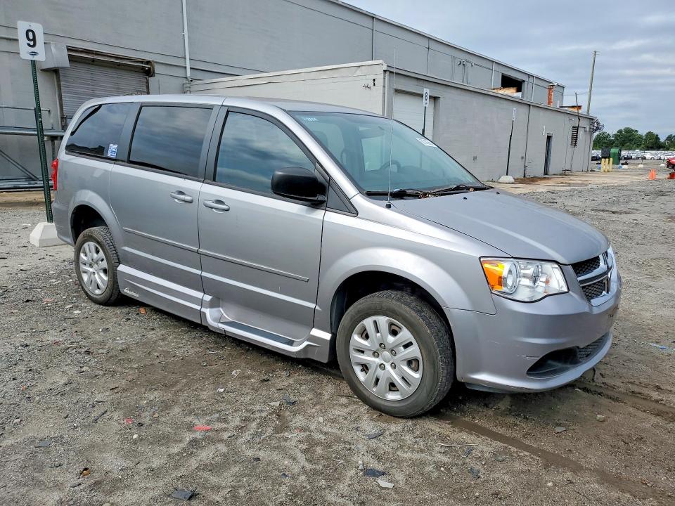2016 Dodge Caravan VIN 2C4RDGBG5GR396831 COPART salvage auction — NORMAL WEAR, Va - Certificate Of Title, sold $17,700 on 2026-09-23 (photo 4)