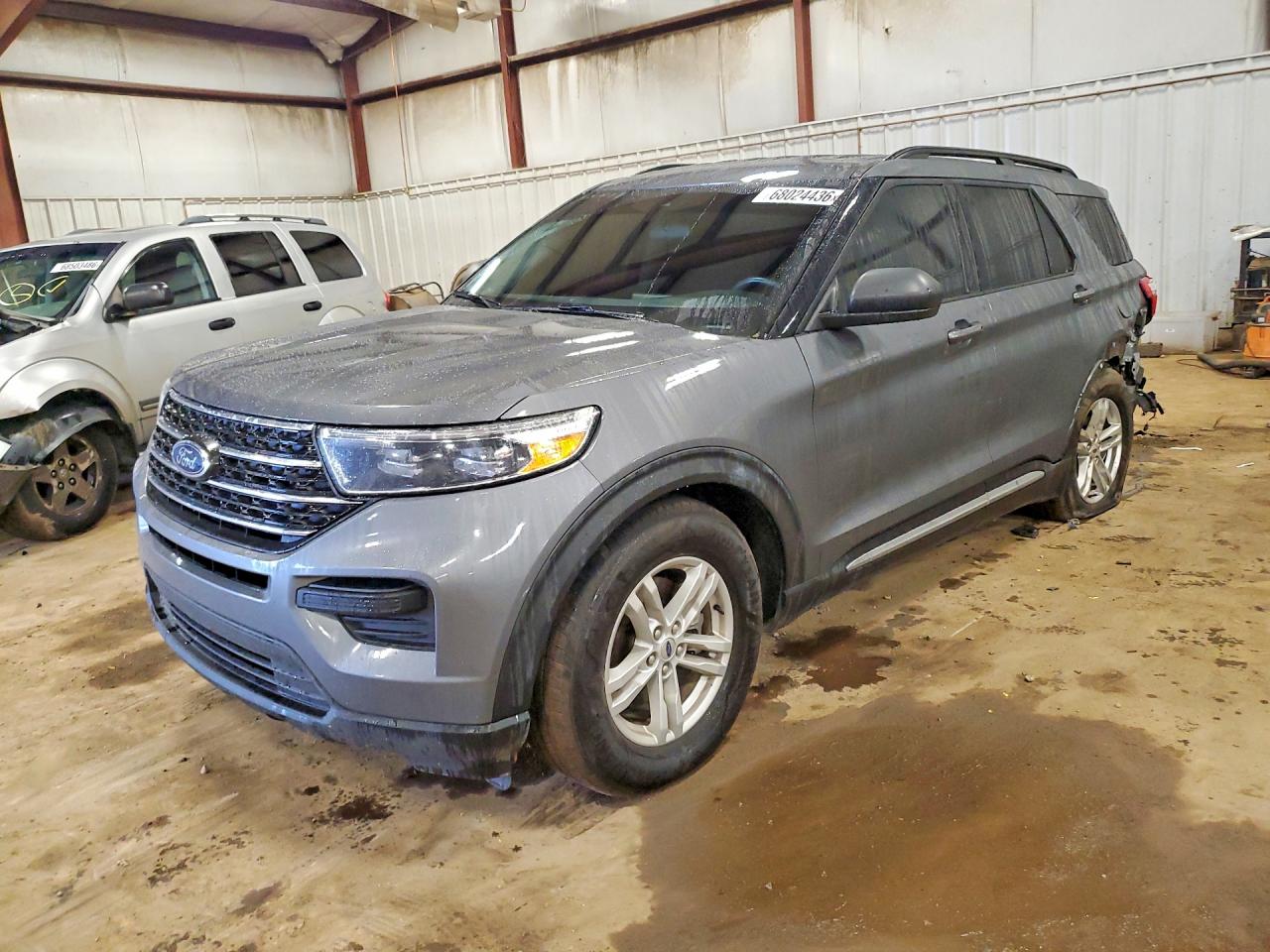 2023 Ford Explorer VIN 1FMSK8DH2PGB25662 COPART salvage auction — Rear End, St - Salvage Title, sold $8,300 on 2026-10-09 (photo 1)