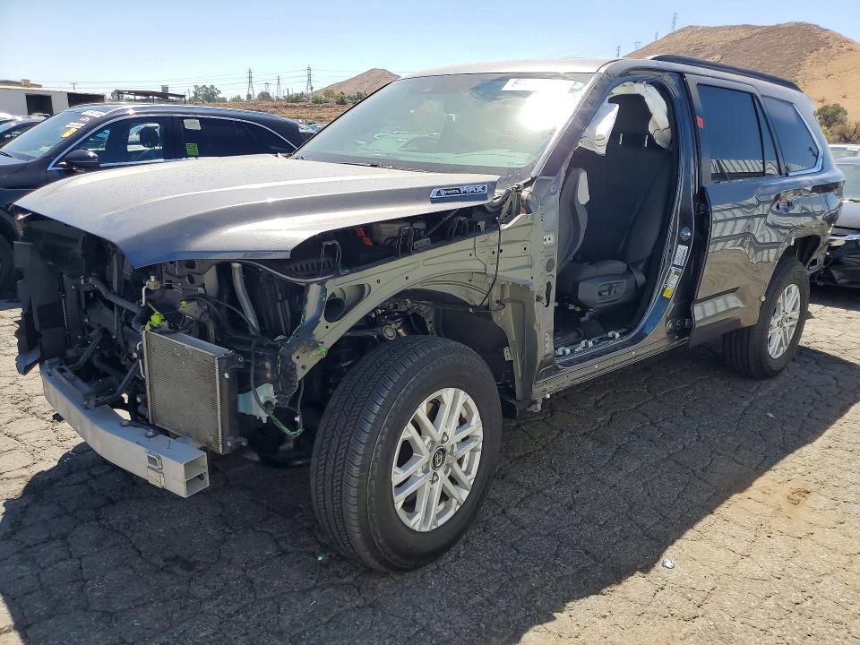 2025 Toyota Sequoia VIN 7SVAAABA6SX058465 — COPART salvage auction photo
