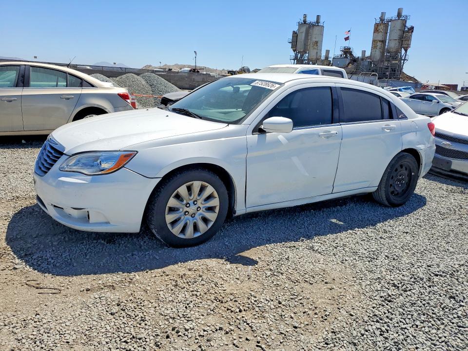 2013 Chrysler 200 VIN 1C3CCBAB9DN634811 COPART salvage auction — FRONT END, Salvage Title, sold $275 on 2026-09-11 (photo 1)