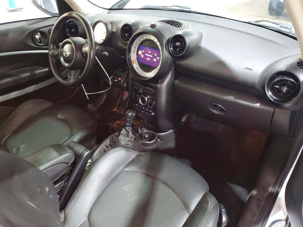 2014 Mini Cooper VIN WMWSS7C5XEWN72181 COPART salvage auction — Minor Dent/Scratches, WV - CERTIFICATE OF TITLE (P), sold $2,450 on 2026-09-14 (photo 8)