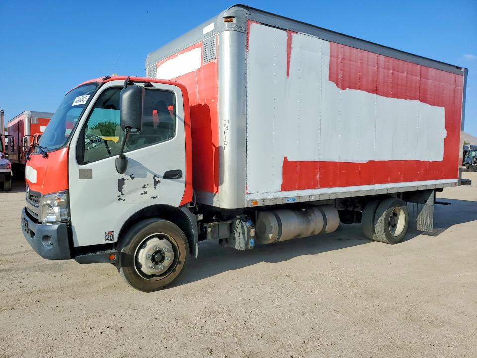 2018 Hino 195 VIN JHHSDM2H0JK006276 — COPART salvage auction photo