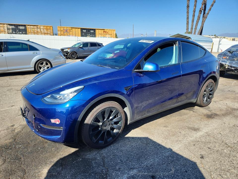 2023 Tesla Model y VIN 7SAYGDEE7PA029730 — COPART salvage auction photo