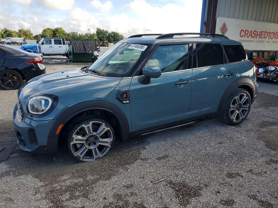 2024 Mini Cooper VIN WMZ53BR02R3R38055 — COPART salvage auction photo