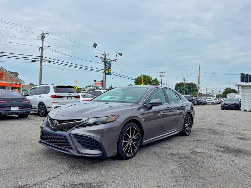 2021 Toyota Camry VIN 4T1G11AK0MU444085 COPART salvage auction — NORMAL WEAR, Fl - Certificate Of Title (P), sold $8,400 on 2026-10-07 (photo 2)