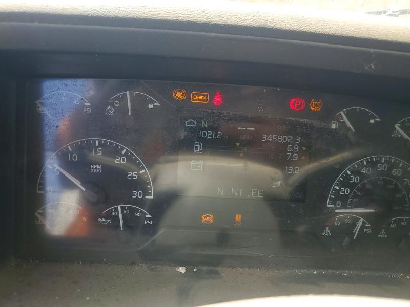 2023 Volvo Vnl VIN 4V4NC9EH3PN331348 COPART salvage auction — SIDE, OK - CERTIFICATE OF TITLE, sold $38,500 on 2026-09-29 (photo 9)