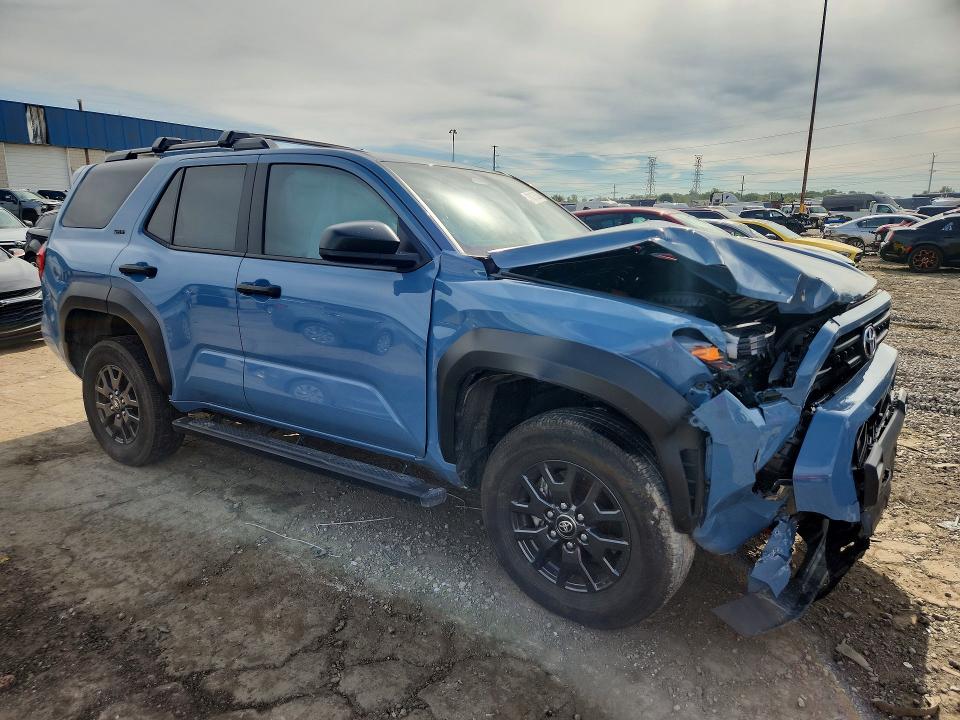 2025 Toyota 4runner VIN JTEVA5BR9S5029204 COPART salvage auction — FRONT END, Salvage Title, sold $20,300 on 2026-10-09 (photo 4)