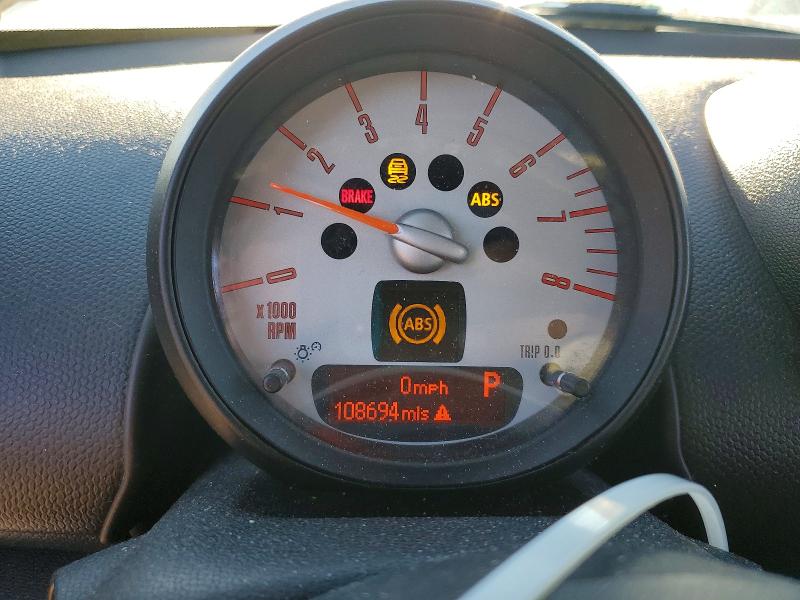 2013 Mini Cooper VIN WMWZC3C53DWP23512 COPART salvage auction — MINOR DENT/SCRATCHES, Ca - Dis/Dlr/Exp Only Clean Title, sold $775 on 2026-09-08 (photo 9)