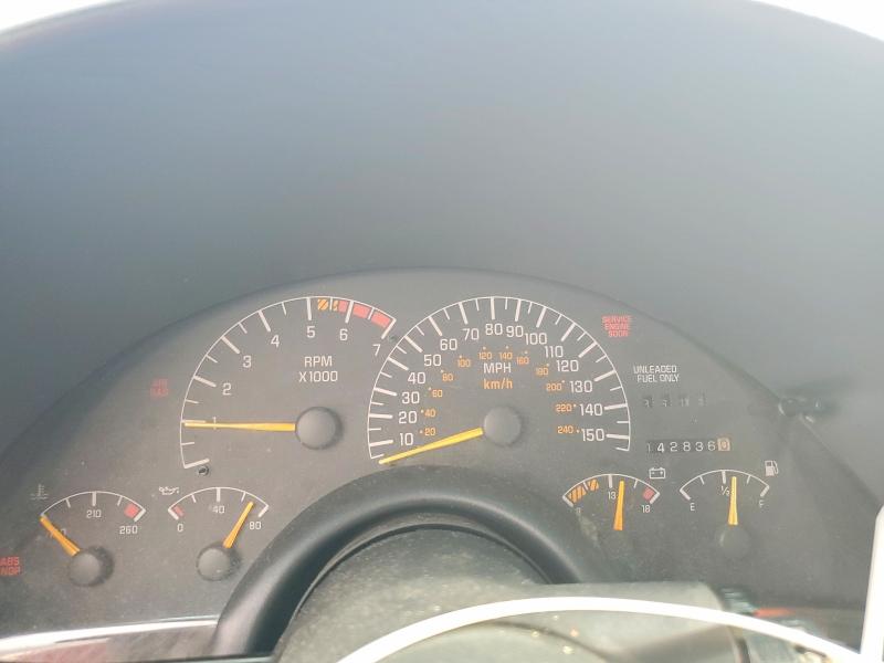 1994 Pontiac Firebird VIN 2G2FV22PXR2230789 COPART salvage auction — FRONT END, CA - SALVAGE CERTIFICATE, sold $975 on 2026-09-29 (photo 9)