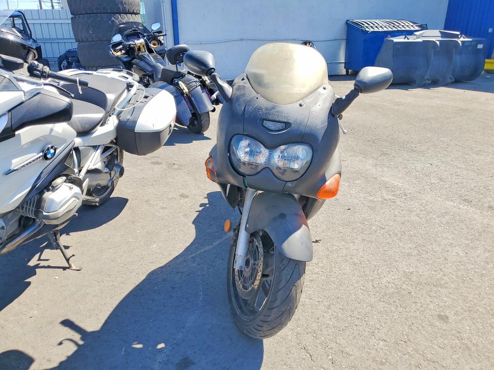 2004 Suzuki Gsx750 VIN JS1GR7GA042100275 COPART salvage auction — MECHANICAL, CA - DIS/DLR/EXP ONLY CLEAN TITLE, sold $225 on 2026-09-24 (photo 2)