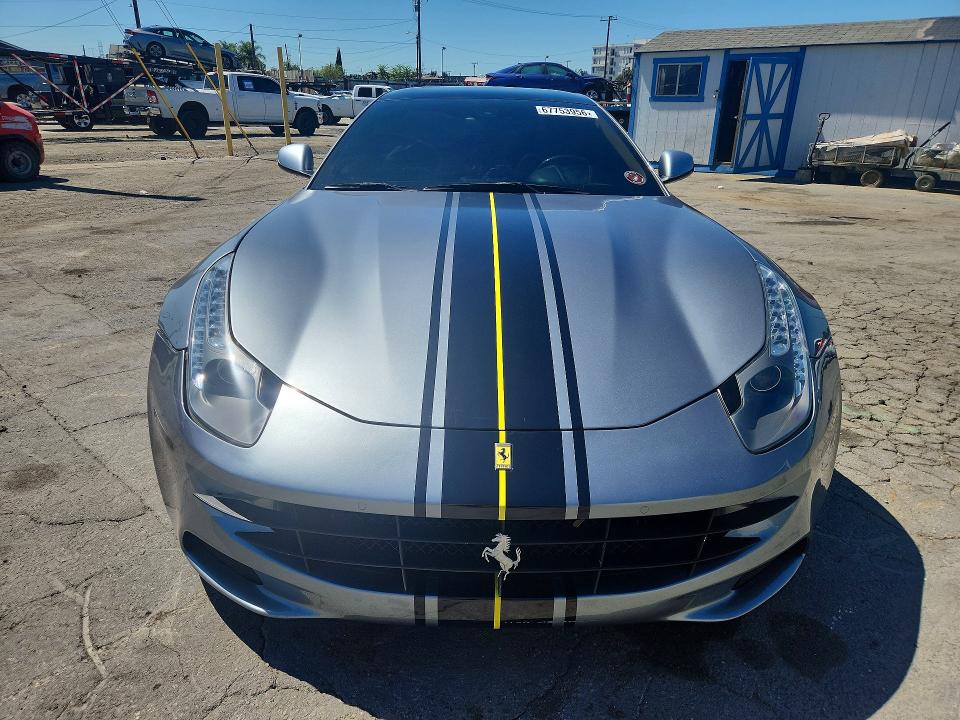 2016 Ferrari FF VIN ZFF73SKA7G0216026 COPART salvage auction — NORMAL WEAR, Ca - Dlr/Dis/Exp Only Salvage Title (P), sold $82,000 on 2026-09-21 (photo 5)